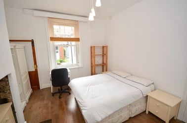 Mistletoe Road, Jesmond, Newcastle - Image 2